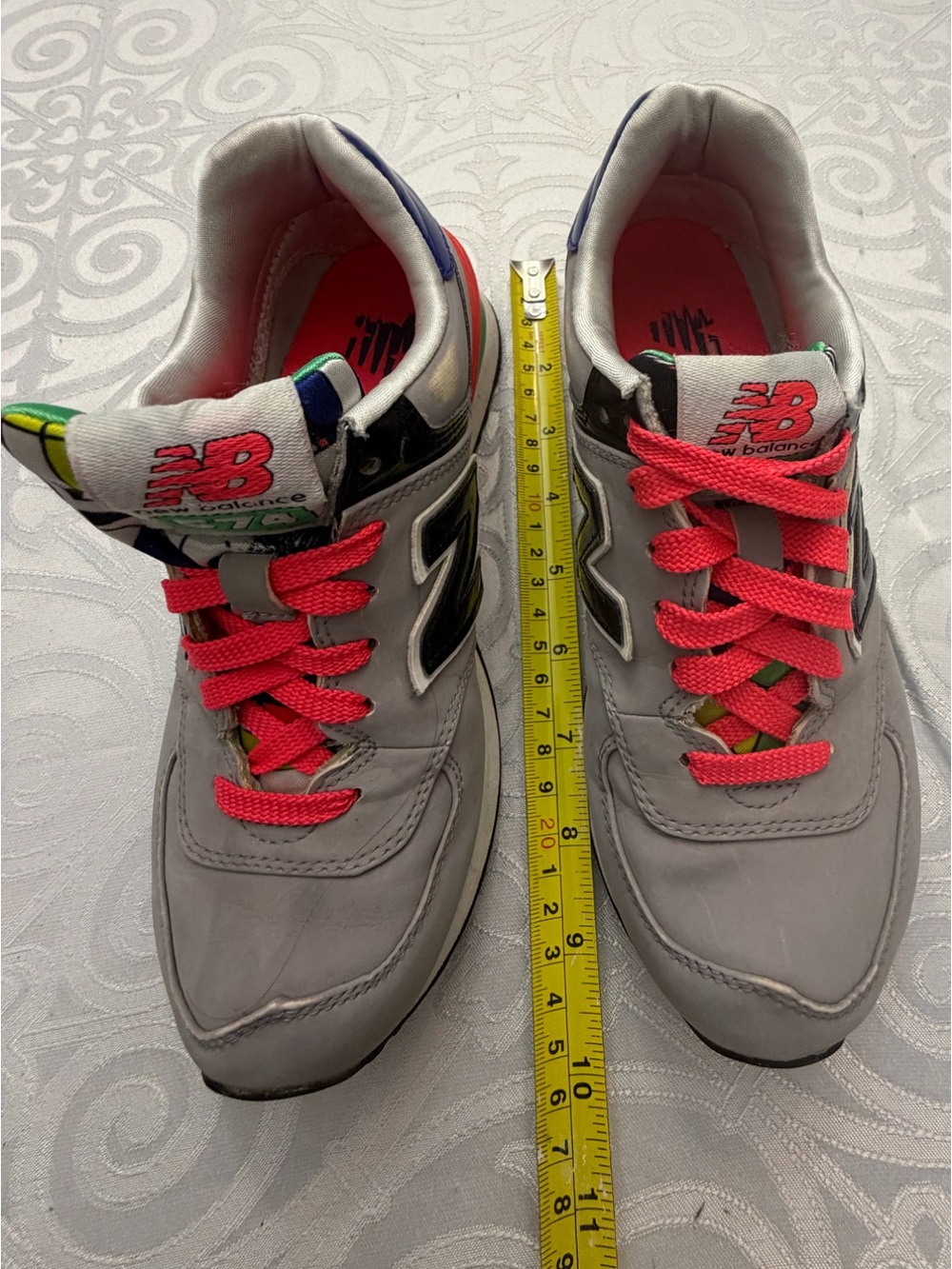New Balance Gray Sneakers Pink Laces Multicolour Heel Trim Lady Woman Size 5 - Picture 9 of 14